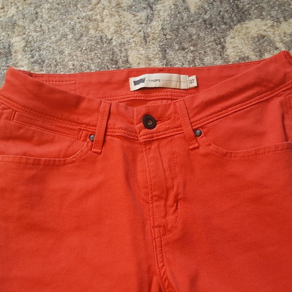 Levi's women's Red Legging - Picture 2 of 4